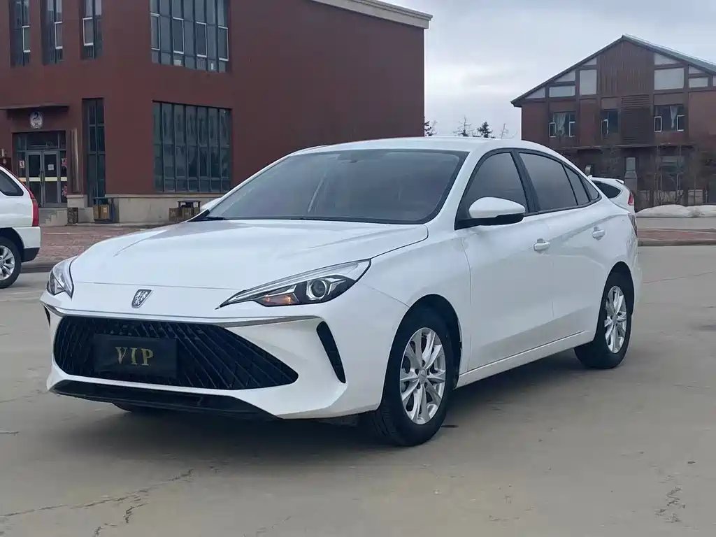 Roewe i5 2025 — фото 1 из 5