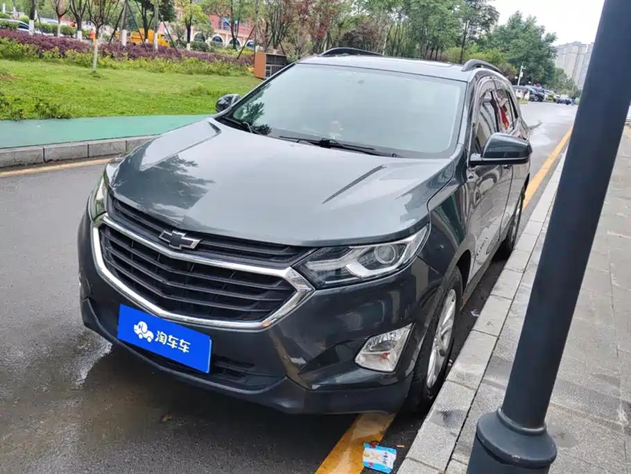 Chevrolet Equinox 2018 — фото 1 из 5