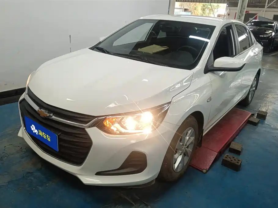 Chevrolet Cavalier 2022 — фото 1 из 5