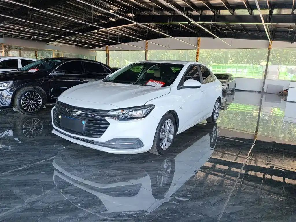 Chevrolet Monza 2020 — фото 1 из 5