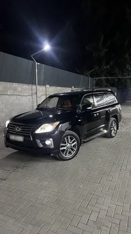 Lexus LX III 2009