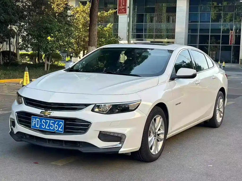 Chevrolet Malibu XL 2018 — фото 1 из 5