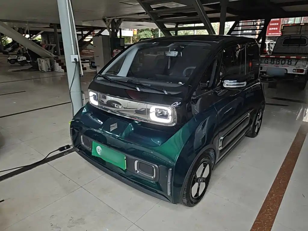 Baojun KiWi EV 2022 — фото 1 из 5