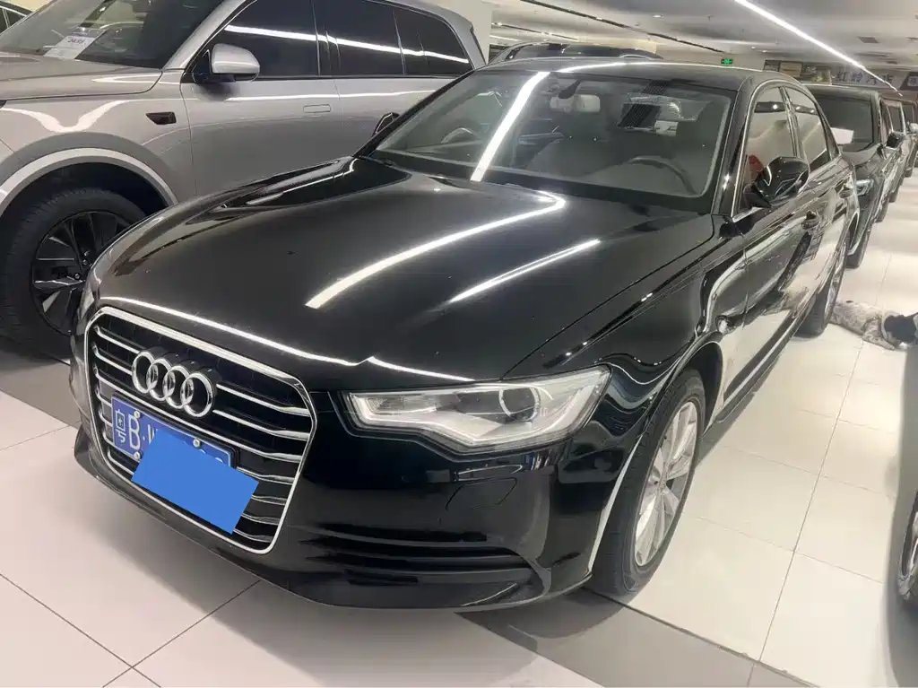 Audi A6L 2012 — фото 1 из 4