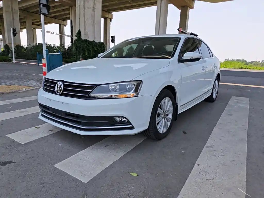 Volkswagen Sagitar 2016 — фото 1 из 5