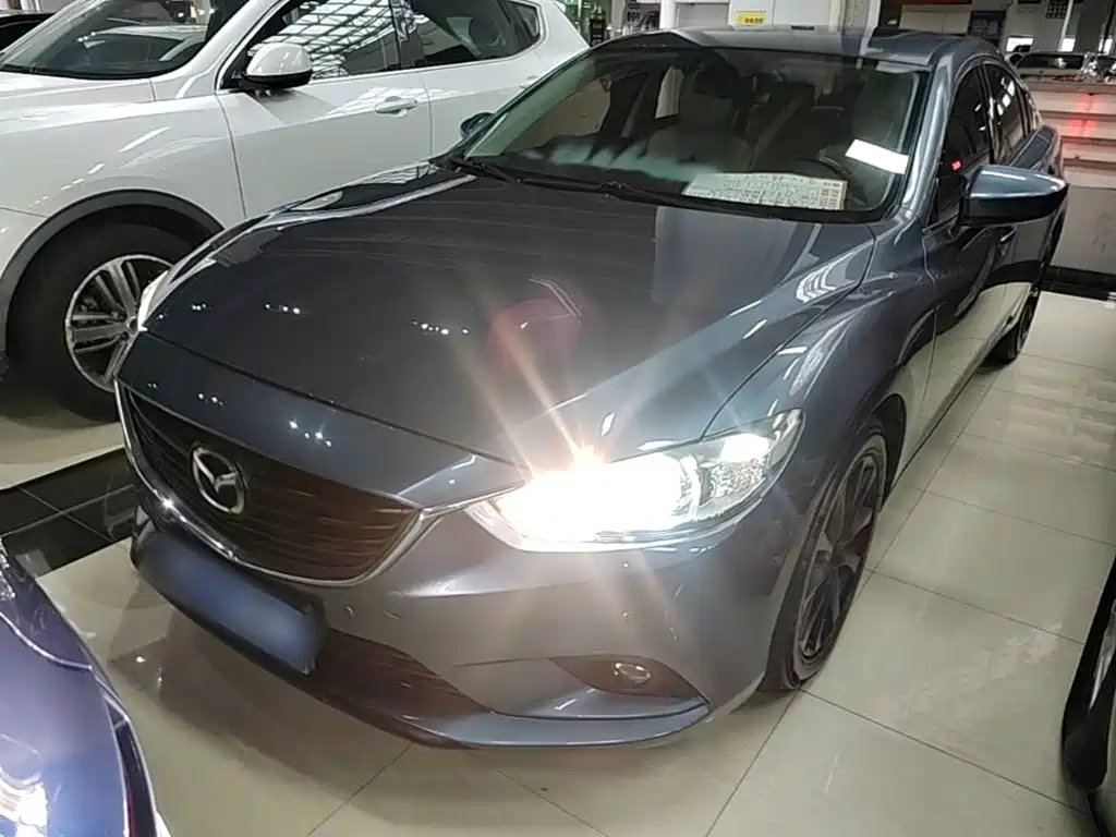 Mazda Atenza 2014 — фото 1 из 5