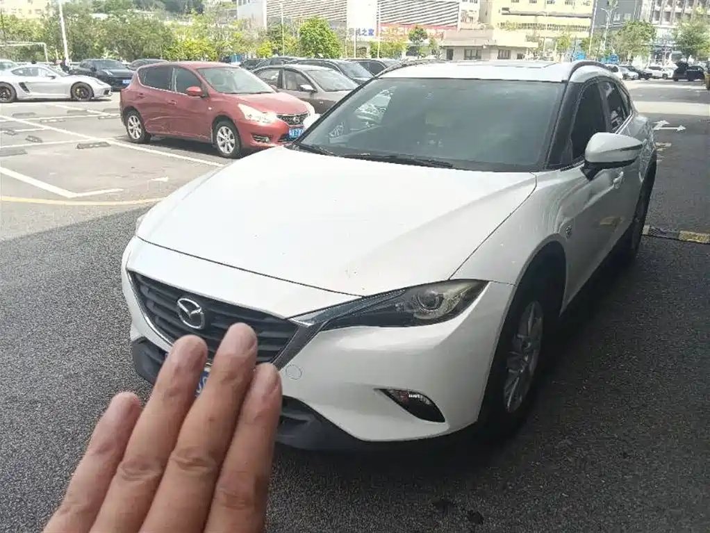 Mazda CX-4 2016 — фото 1 из 5