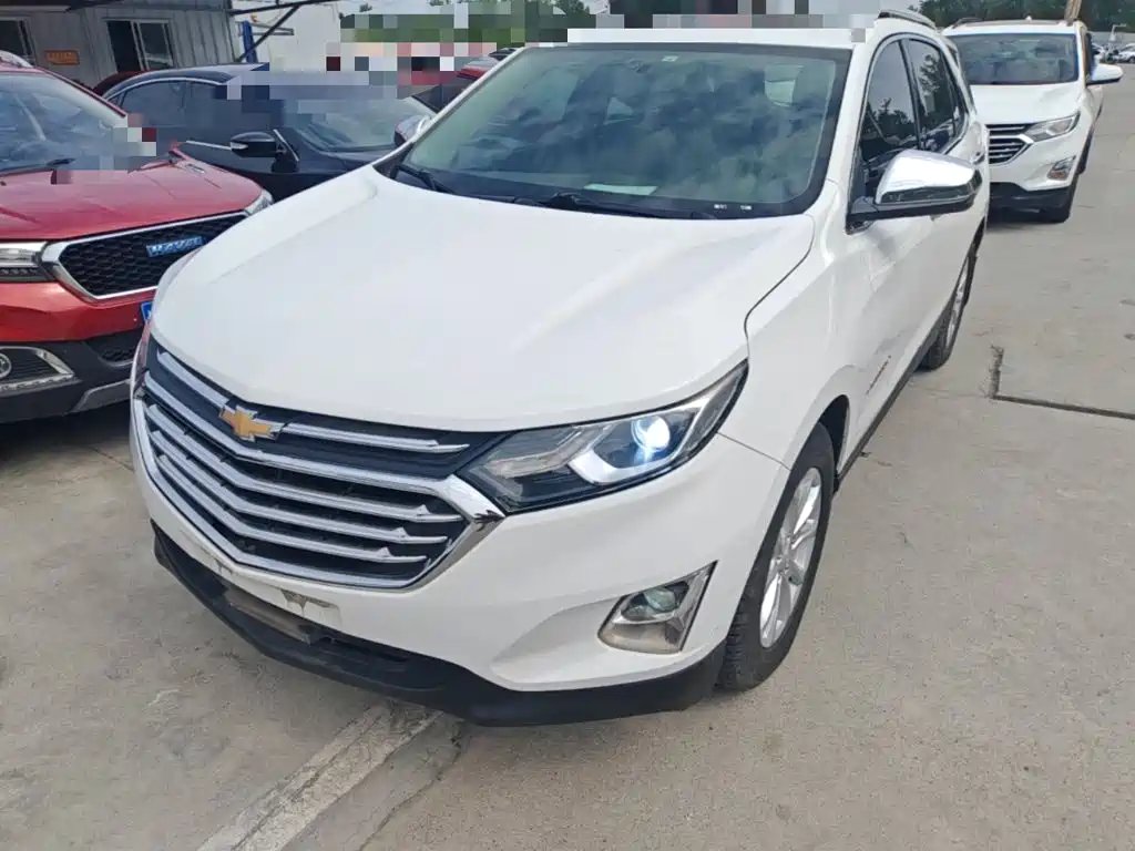 Chevrolet Equinox 2018 — фото 1 из 5