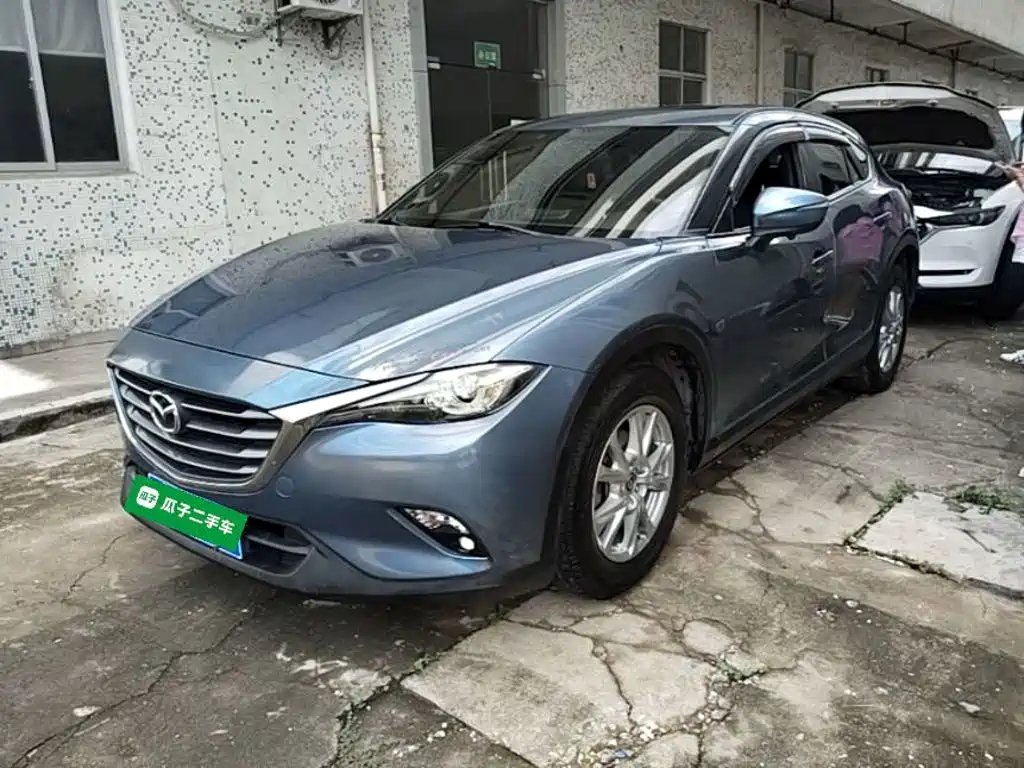 Mazda CX-4 2017 — фото 1 из 5