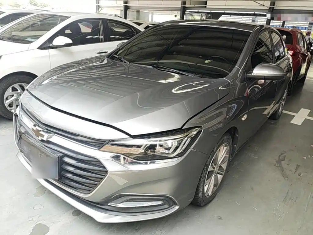 Chevrolet Monza 2021 — фото 1 из 5