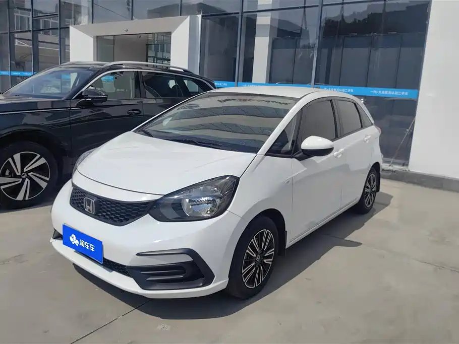 Honda Fit 2021 — фото 1 из 5