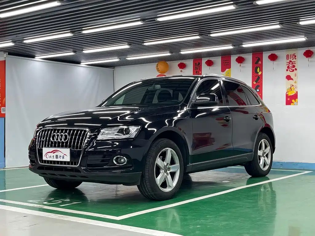 Audi Q5 2014 — фото 1 из 5