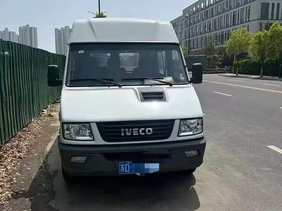 Iveco Daily 2020 — фото 1 из 5
