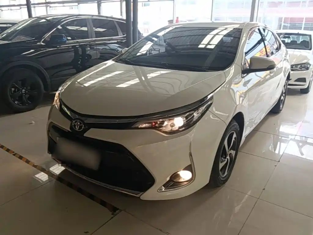 Toyota Levin 2018 — фото 1 из 5