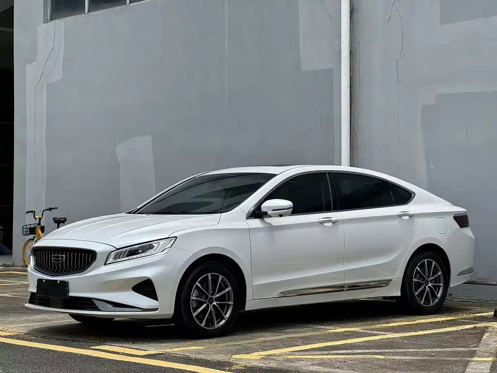 Geely Borui 2021 — фото 1 из 5