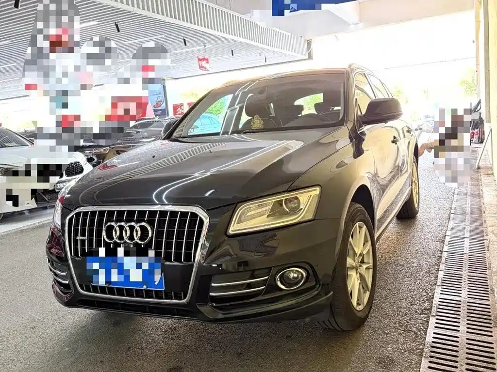 Audi Q5 2015 — фото 1 из 5