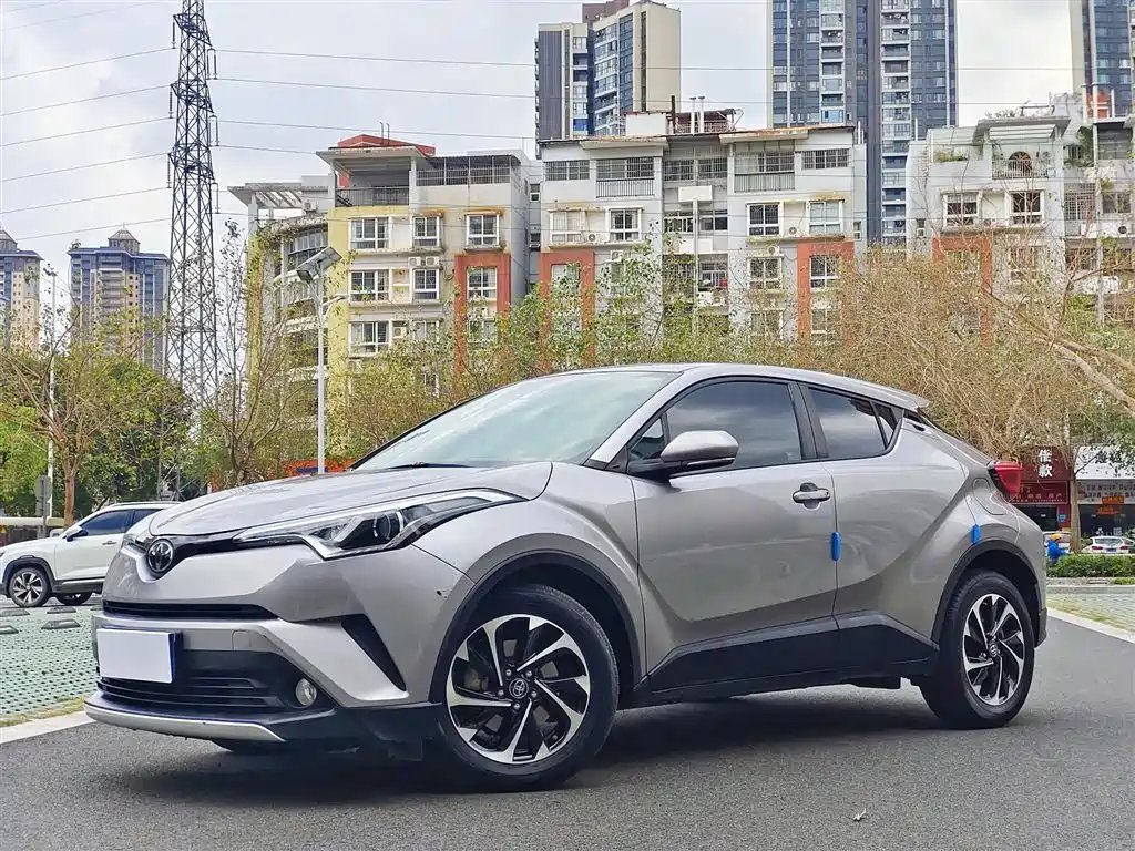 Toyota IZOA 2019 — фото 1 из 5
