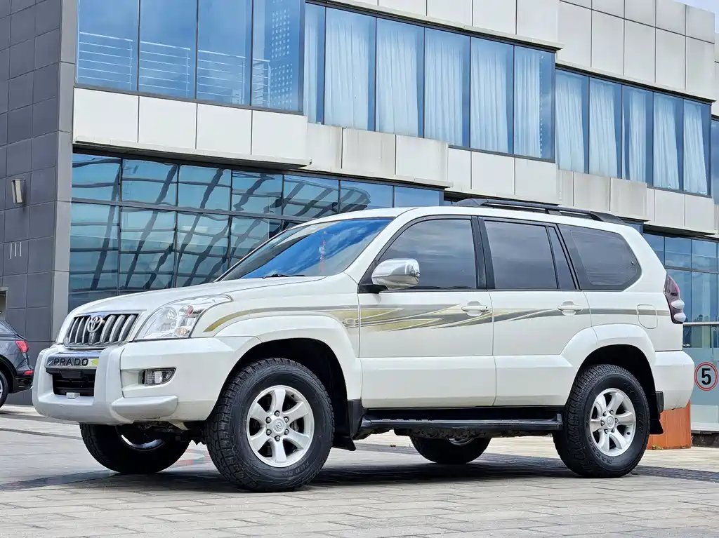 Toyota Prado (Import) 2006 — фото 1 из 5