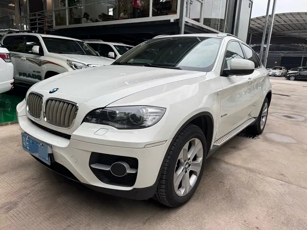 BMW X6 2012 — фото 1 из 5