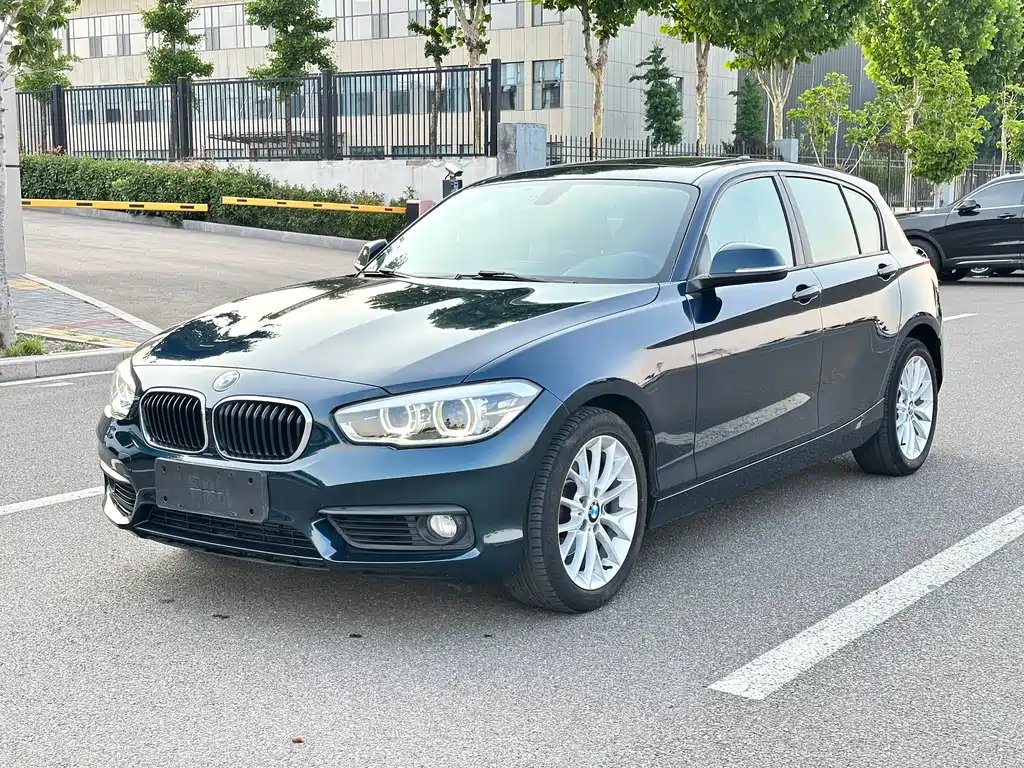 BMW 1 Series (Import) 2016 — фото 1 из 5