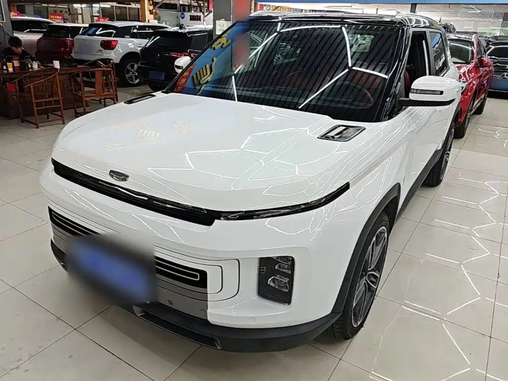 Geely Icon 2020 — фото 1 из 5