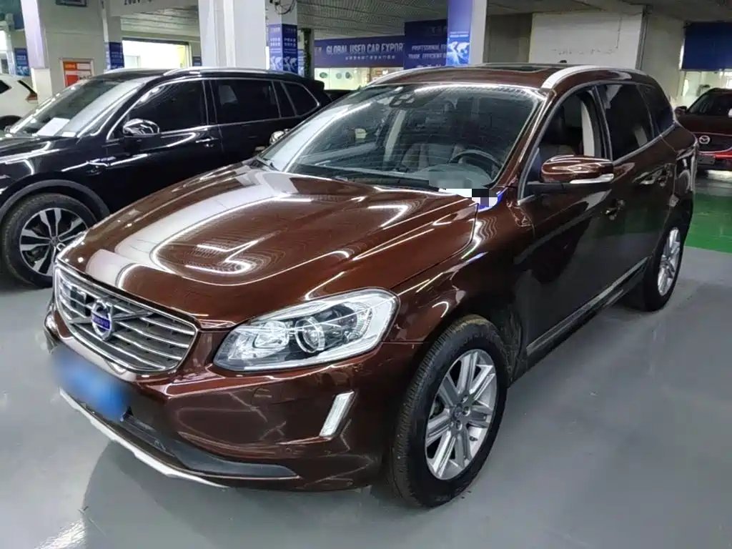 Volvo XC60 2016 — фото 1 из 5