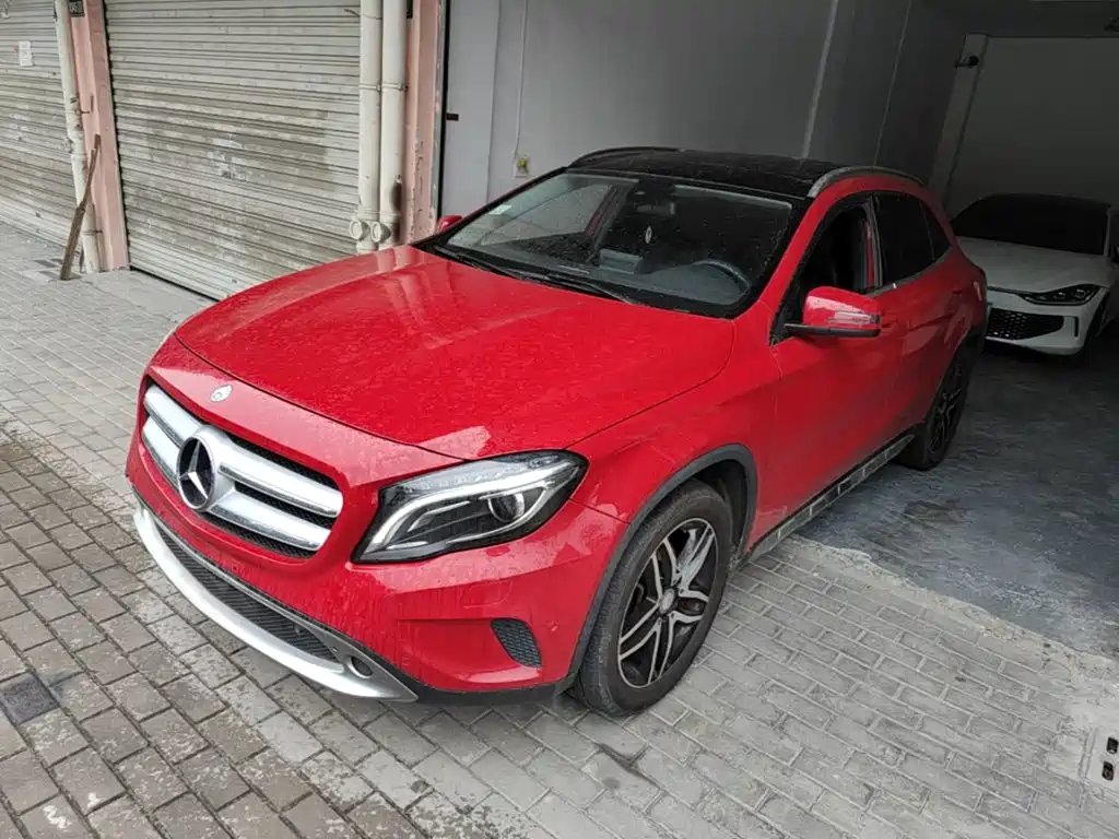 Mercedes-Benz GLA 2016