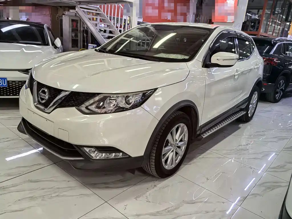 Nissan Qashqai 2017 — фото 1 из 5