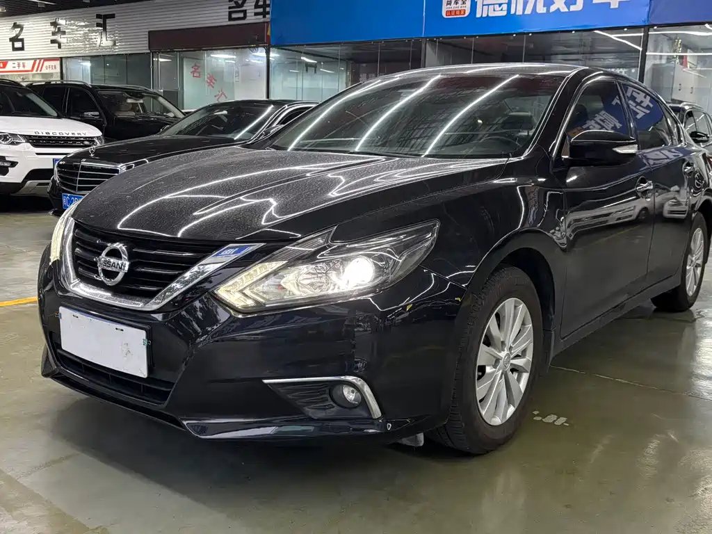 Nissan Teana 2018 — фото 1 из 5