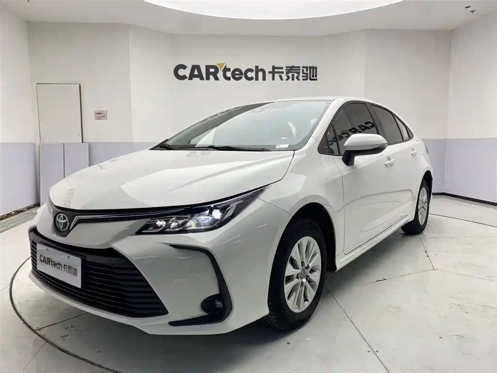 Toyota Corolla 2023 — фото 1 из 5
