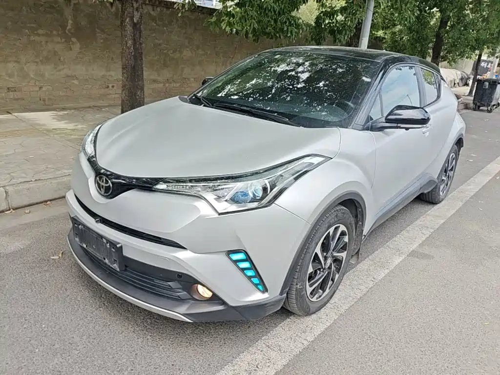 Toyota IZOA 2019 — фото 1 из 5