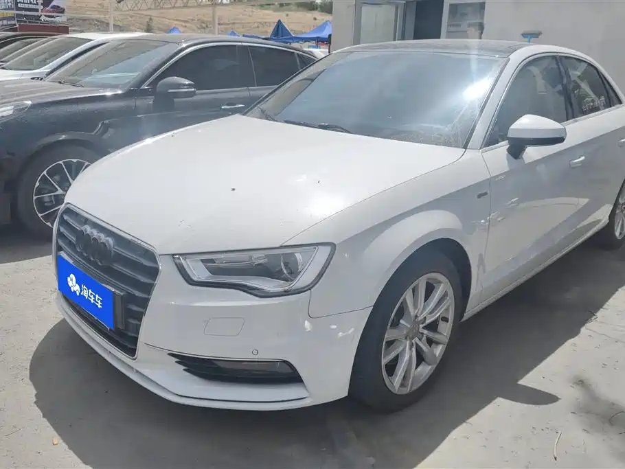 Audi A3 2017 — фото 1 из 5