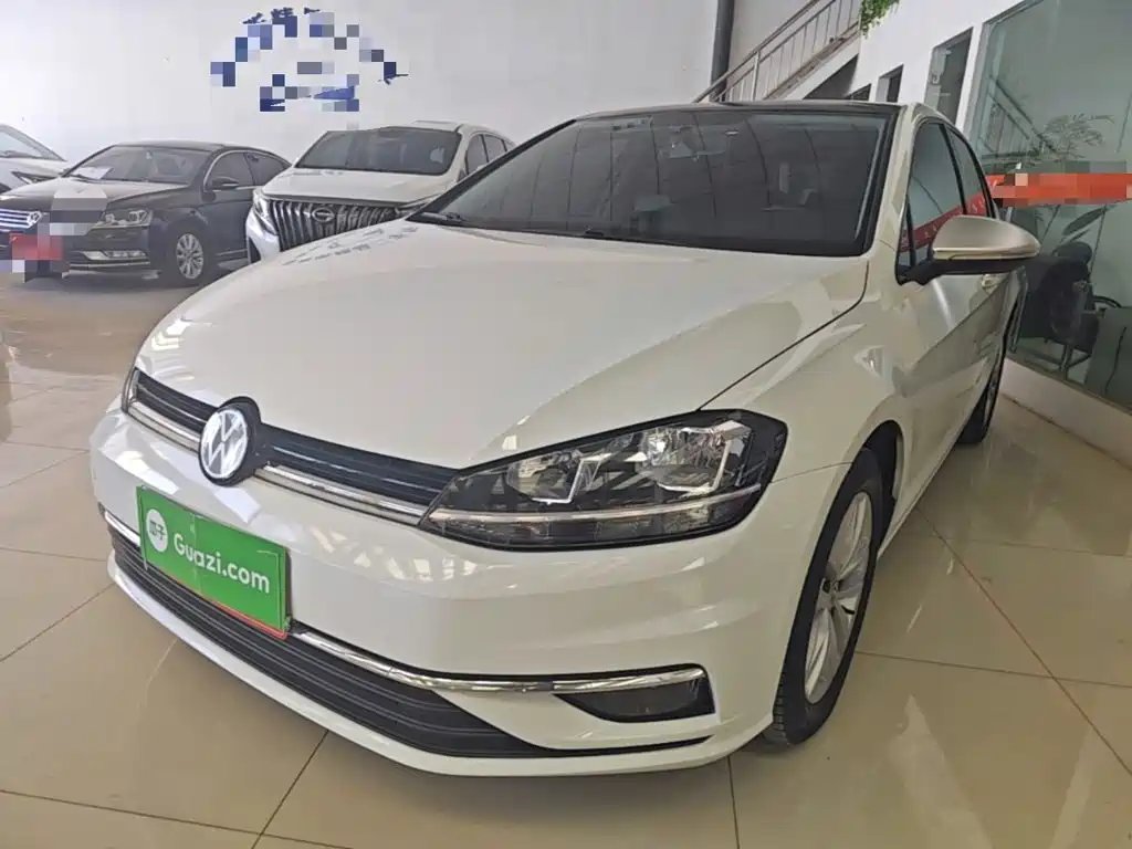 Volkswagen Golf 2018 — фото 1 из 5