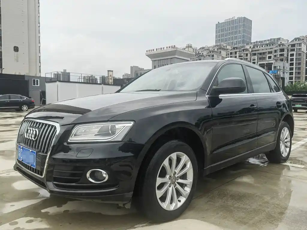 Audi Q5 2015 — фото 1 из 5