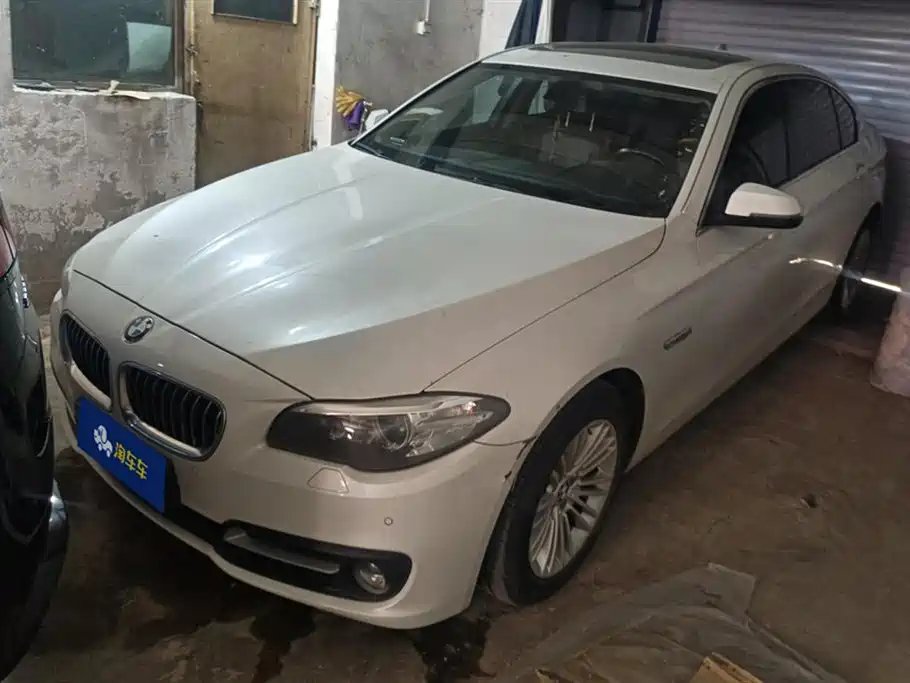 BMW 5 Series 2014 — фото 1 из 5