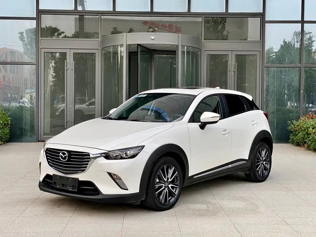 Mazda CX-3 2018 — фото 1 из 5