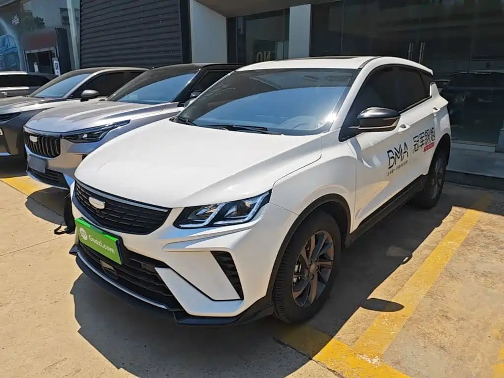 Geely Binyue 2025 — фото 1 из 5
