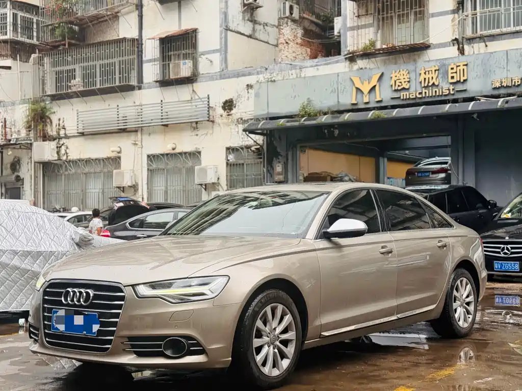 Audi A6L 2015 — фото 1 из 5