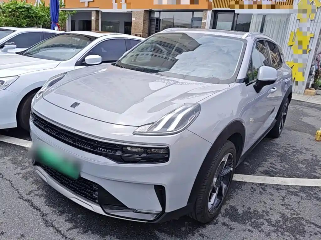 Lynk & Co 06 EM-P 2022 — фото 1 из 5