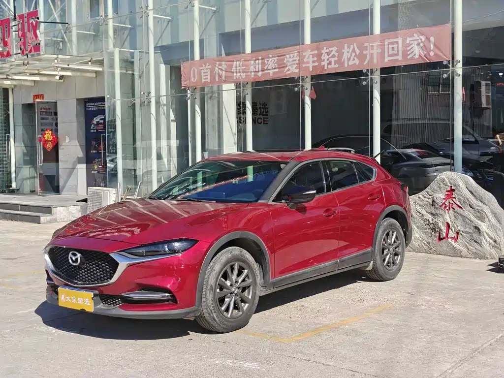 Mazda CX-4 2020 — фото 1 из 5