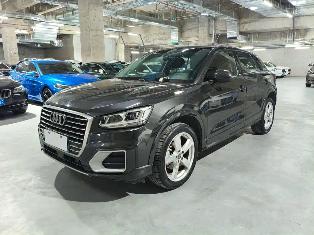Audi Q2L 2020 — фото 1 из 5