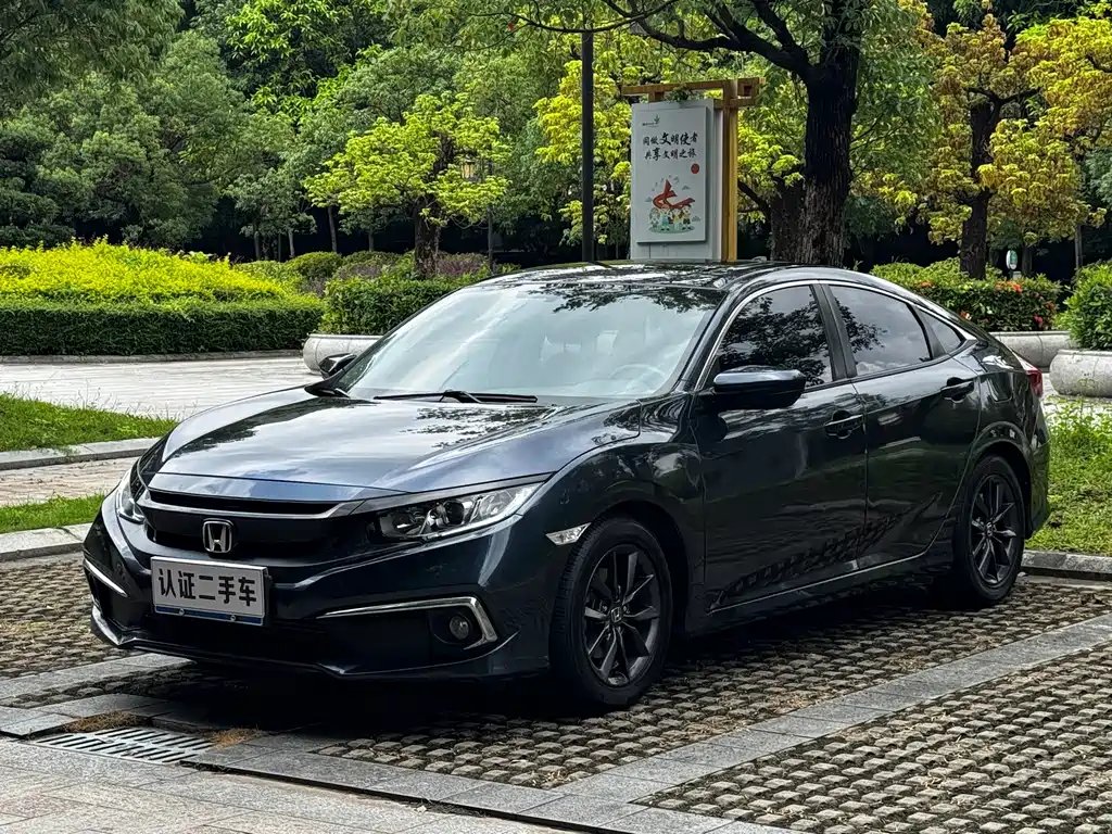 Honda Civic 2020 — фото 1 из 5