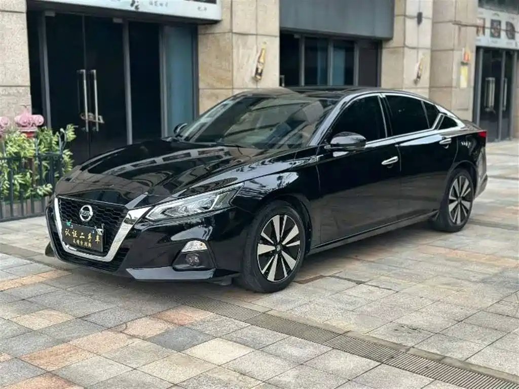 Nissan Teana 2020 — фото 1 из 5