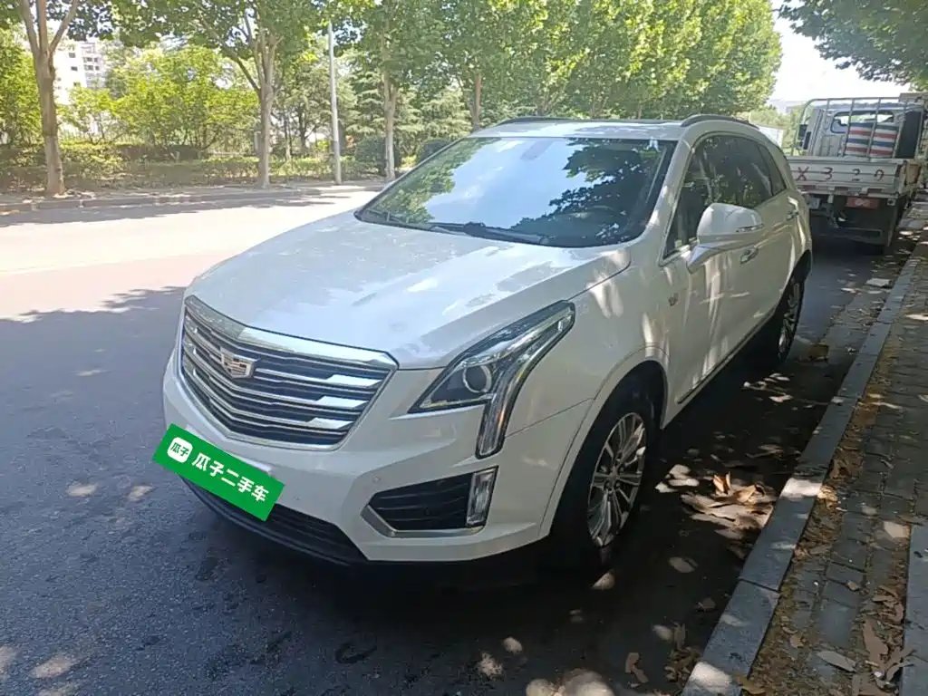 Cadillac XT5 2017 — фото 1 из 5