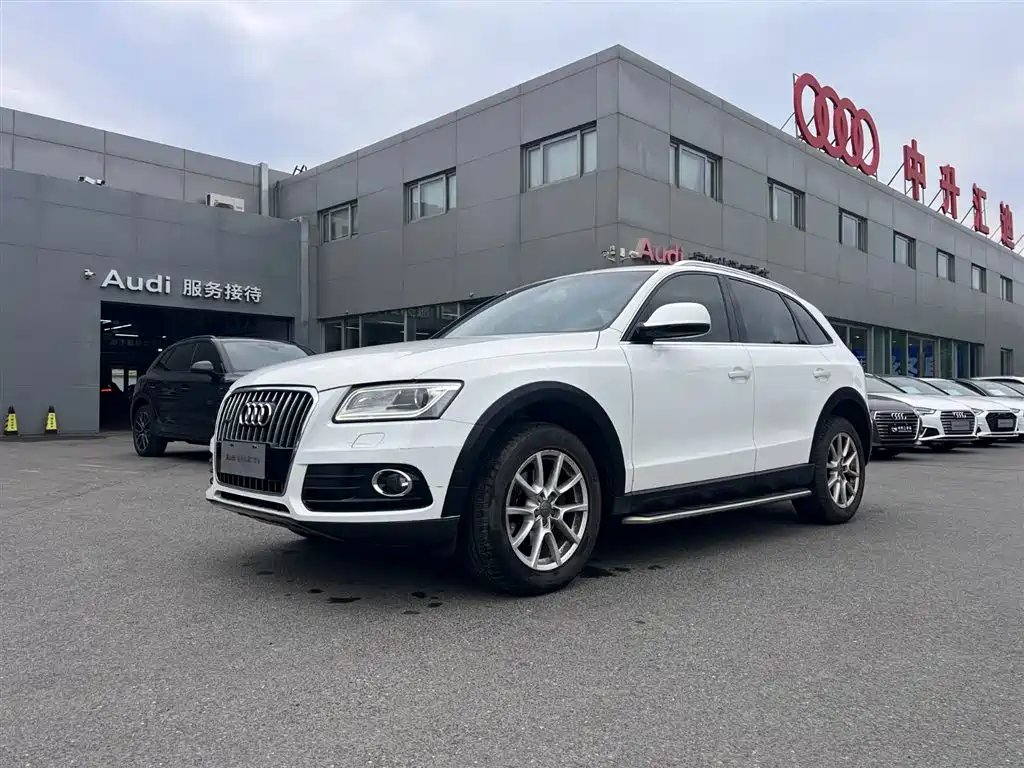 Audi Q5 2016 — фото 1 из 5