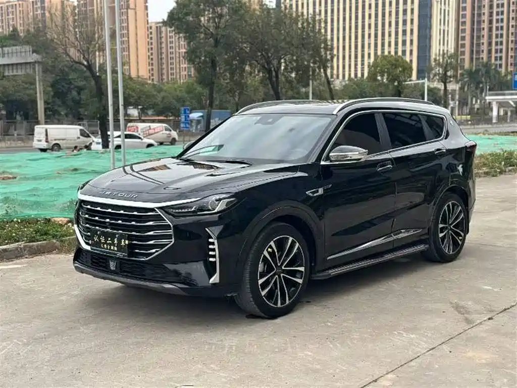 Jetour X70 PLUS 2023 — фото 1 из 5