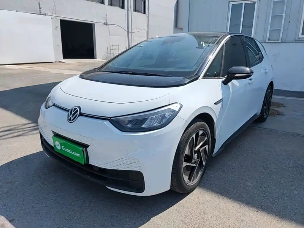 Volkswagen ID.3 2023 — фото 1 из 5