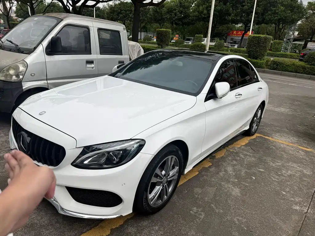 Mercedes-Benz C-Class 2016 — фото 1 из 5