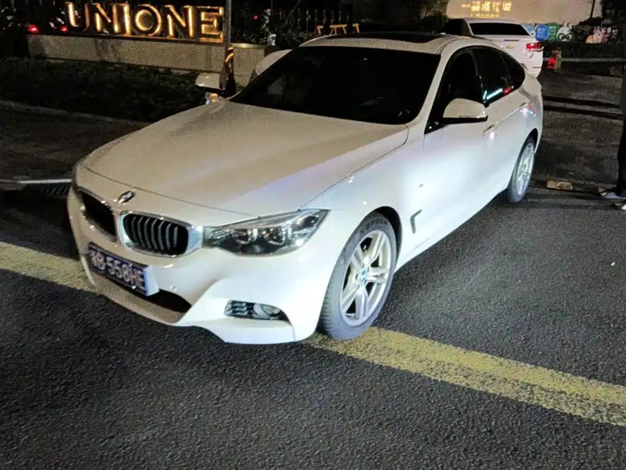 BMW 3 Series GT 2018 — фото 1 из 5