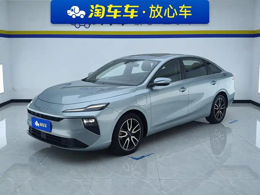 Roewe RoeweD6 2025 — фото 1 из 5